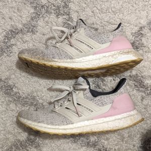 Ultra Boost Youth Size 6.5 (same as Women's 7.5)